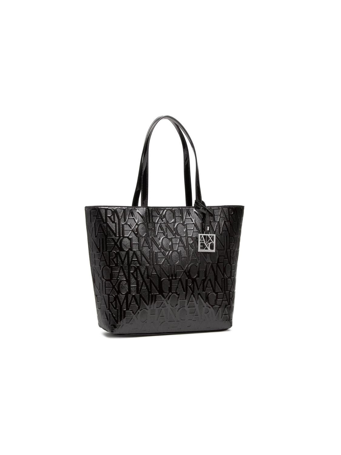 121909-Shopping-Armani-Exchange-942650-CC794.png
