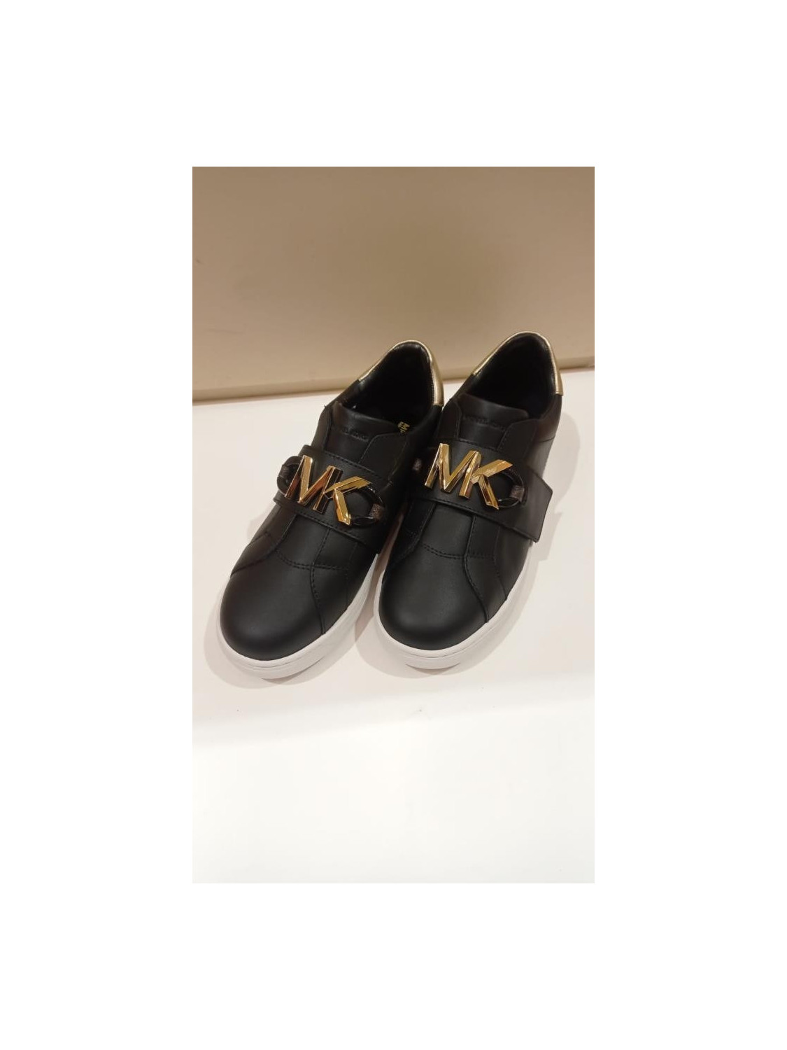 81143-KENNA-SNEAKER.jpeg