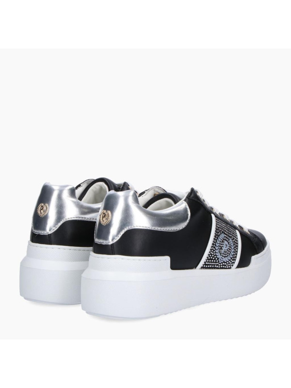 85200-SNEAKER.jpeg