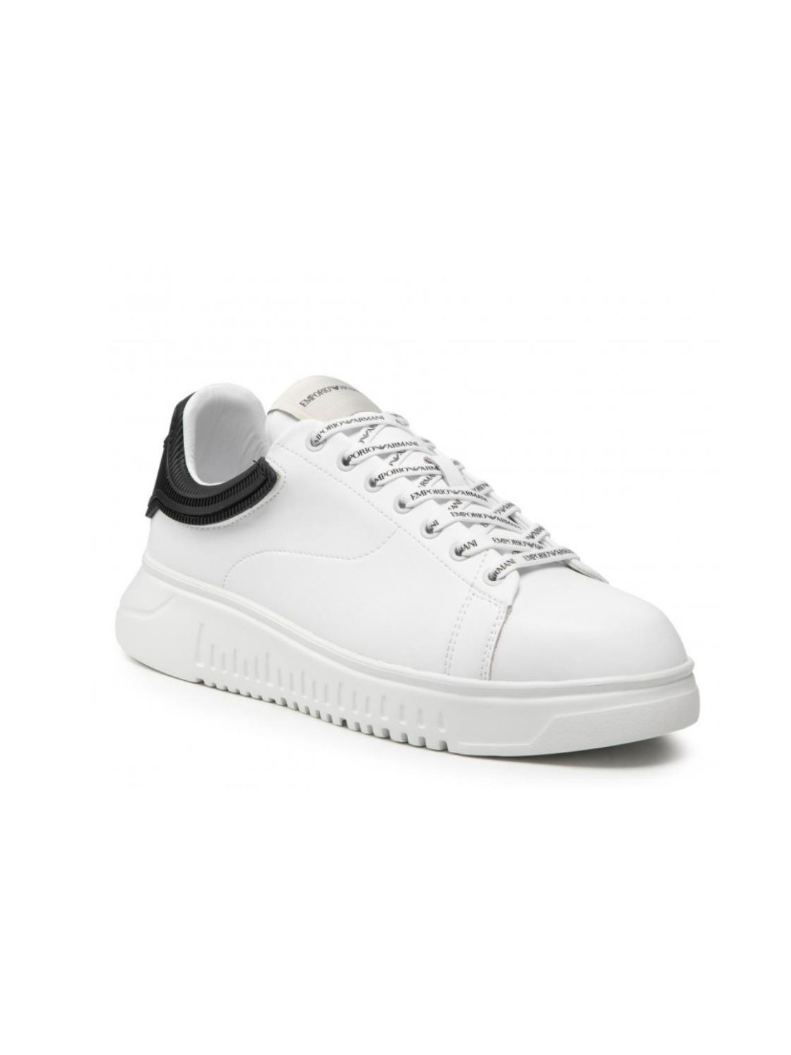 113844-Sneakers-Emporio-Armani-X4X264-XN191.png