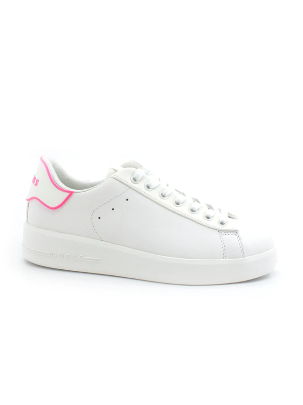 96082-SNEAKERS.png
