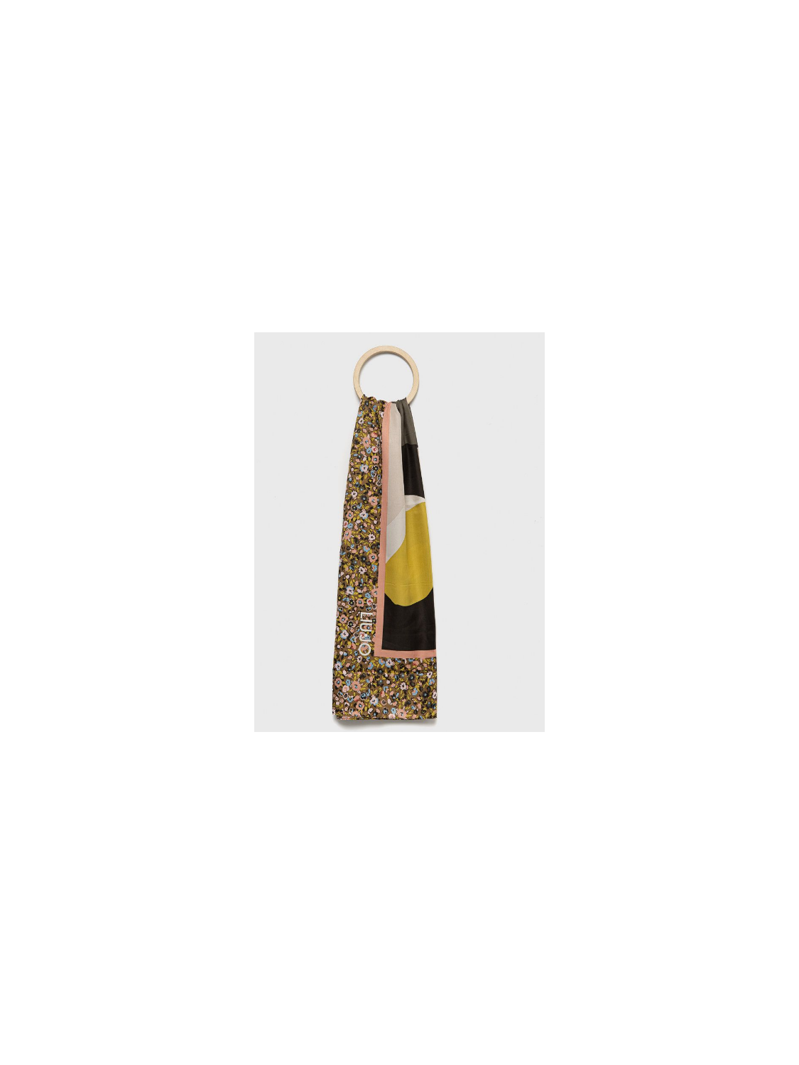 101076-FOULARD.png