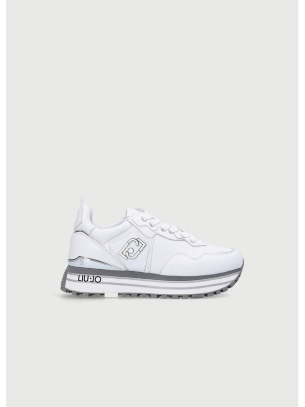 101240-SNEAKERS.jpeg
