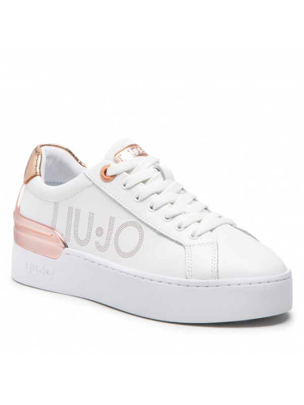 101208-SNEAKER.jpeg
