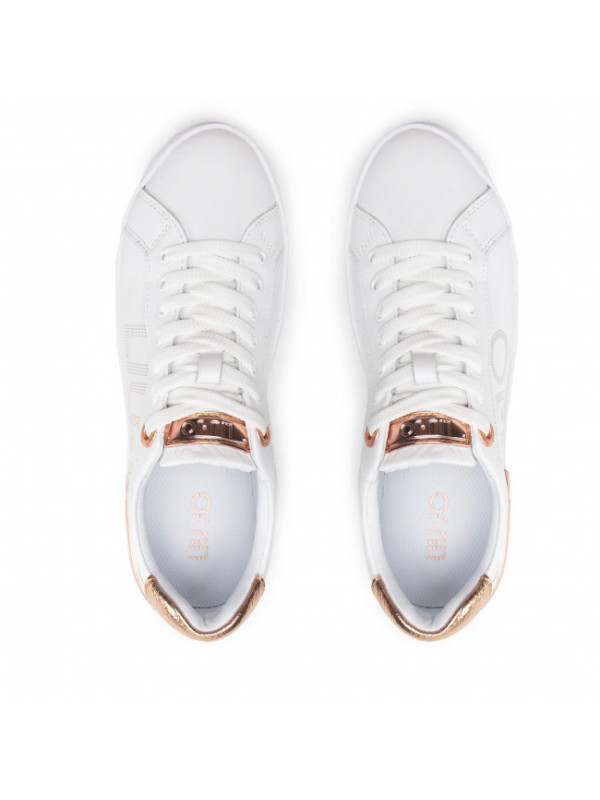 101210-SNEAKER.jpeg