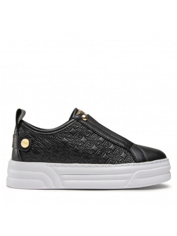 101231-SNEAKER.jpeg