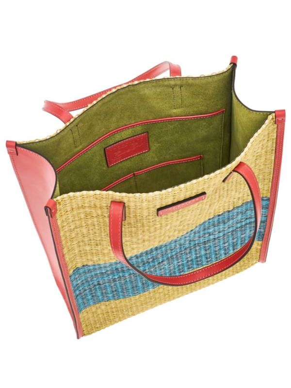 109572-Shopping-The-Bridge-0433017R.png