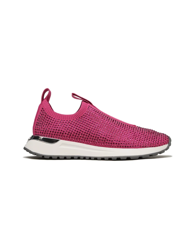 106734-SNEAKERS.png