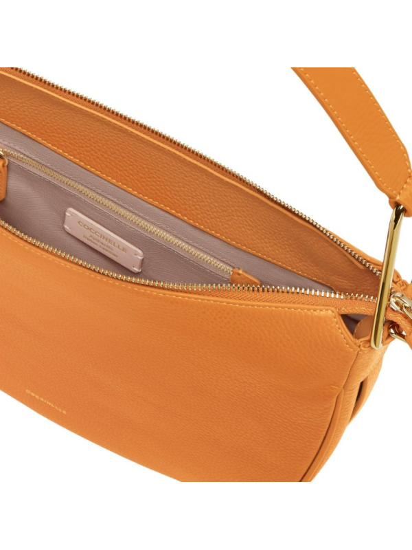 108710-Borsa-a-spalla-Coccinelle-E1-NEO-130201.png