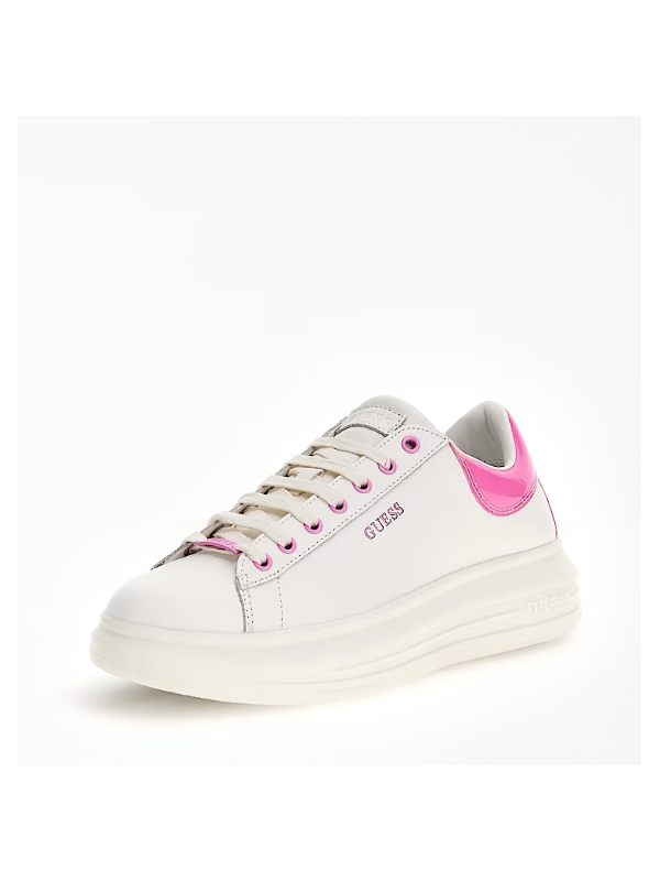 109060-SNEAKERS.png