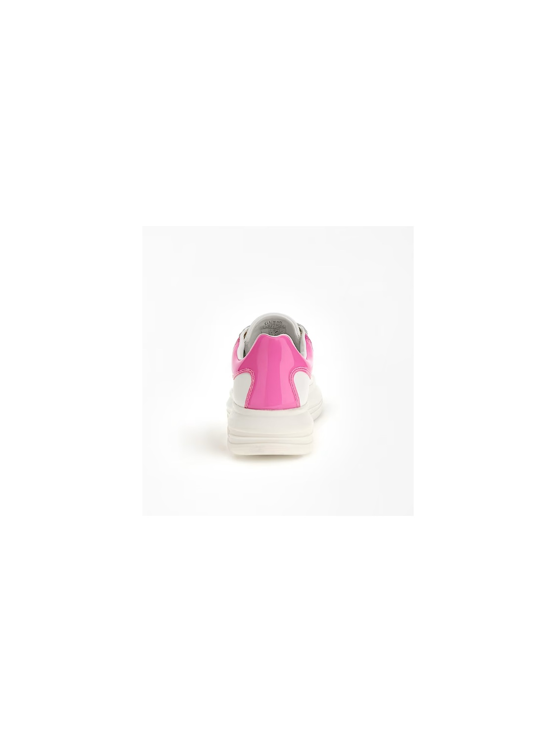 109062-SNEAKERS.png