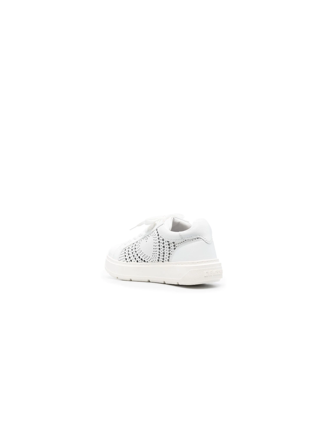 108972-SNEAKERS.png