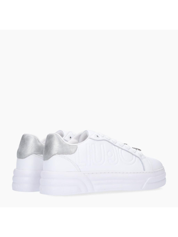 110530-SNEAKER.jpeg